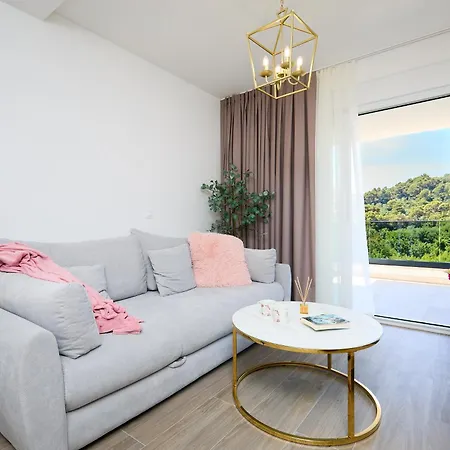 Apartment Bubu